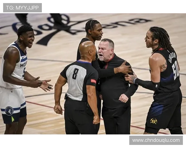 NBA斗球在线直播网站提供专业的赛事解说和精彩回放，提升观看体验的丰富性